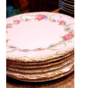 Vernon California 22 Karat Gold Floral Scalloped Salad Dessert Plates Set of 6